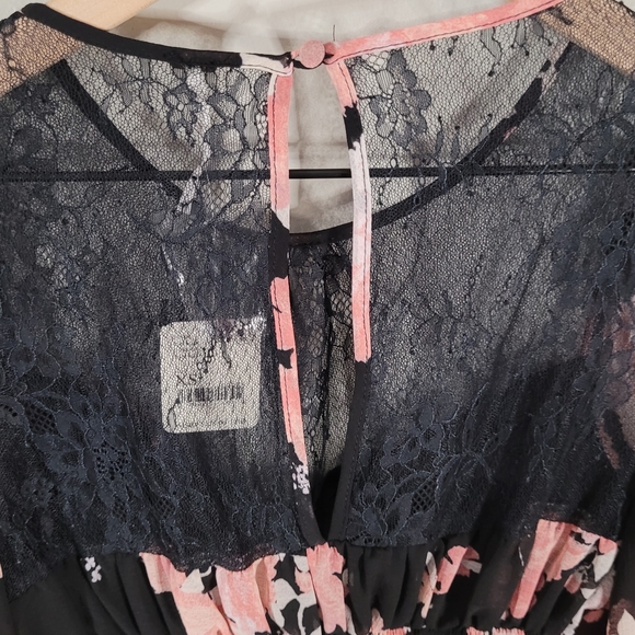 NEW Free People Daphne Blouse Midnight Combo Black Pink Floral Print Crop Top XS - Picture 10 of 16